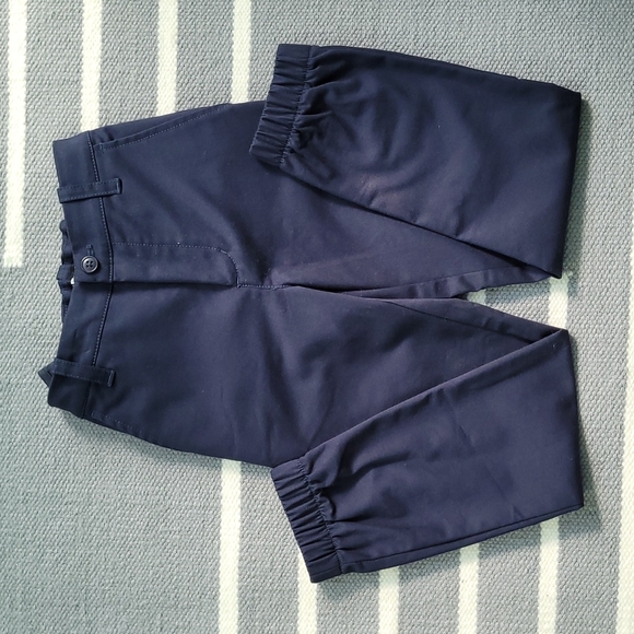 KIDS UnderArmour Dress Pants NWOT Size 6 - Picture 1 of 8